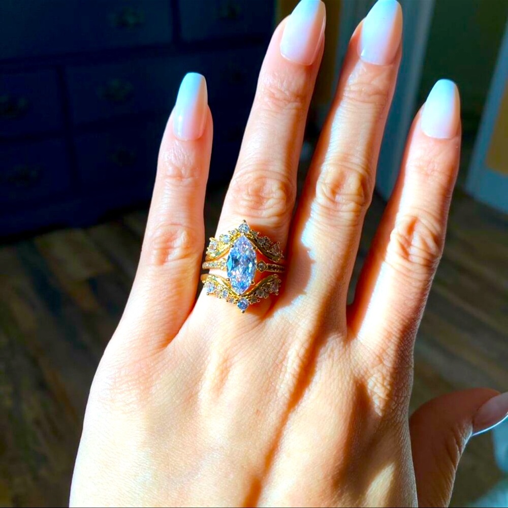 Gold ring